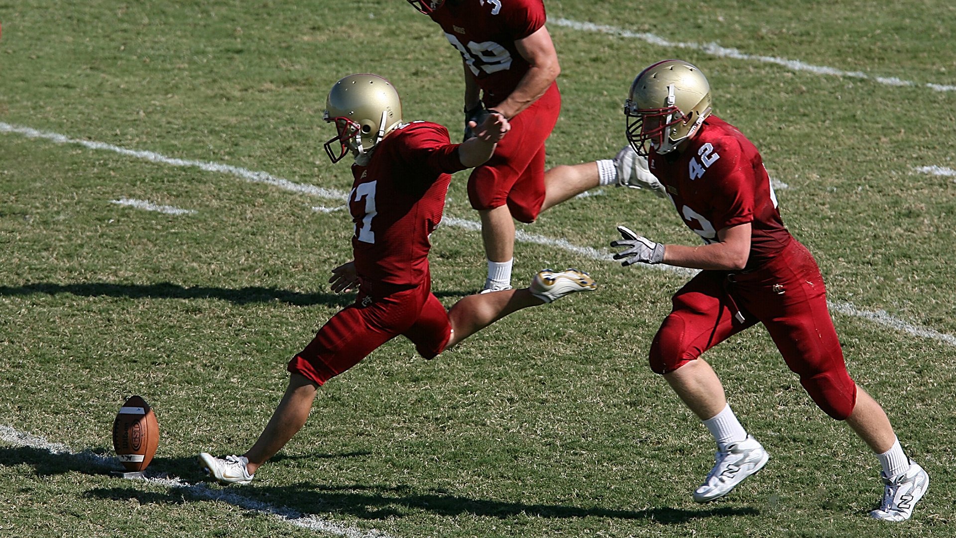 乐鱼体育平台app下载-中国足球国家队重启全国范围内战术风格比对，看一下中国国家足球队对战的情况