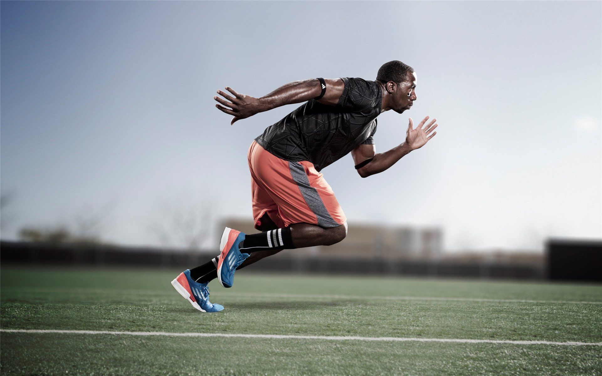 乐鱼电竞· (中国)官方网站-马克西姆·格鲁塞突破极限挑战自我，格鲁马克4